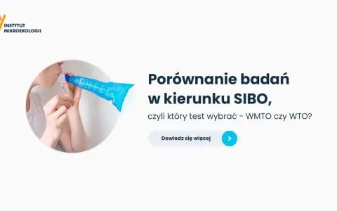 Osoba wykonuje test oddechowy, by dowiedzieć się, jak zdiagnozować SIBO. Porównanie badań WMTO i WTO.